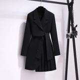 LOUISA | ELEGANT COAT WITH PLEATED DETAILS